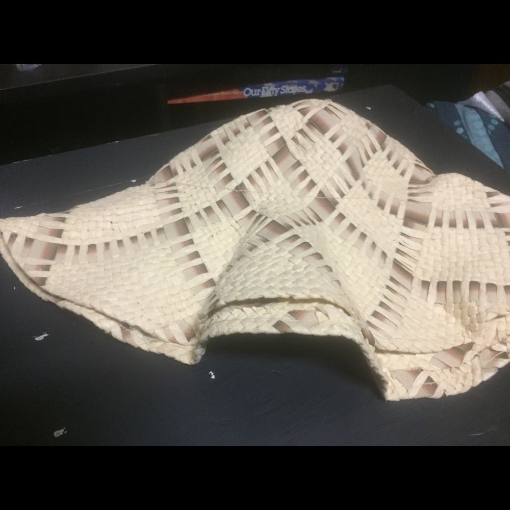 Straw hat